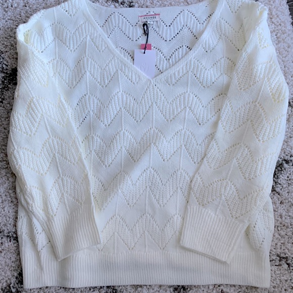 Cream Open-Knit V-Neck Sweater 1X - Picture 3 of 3